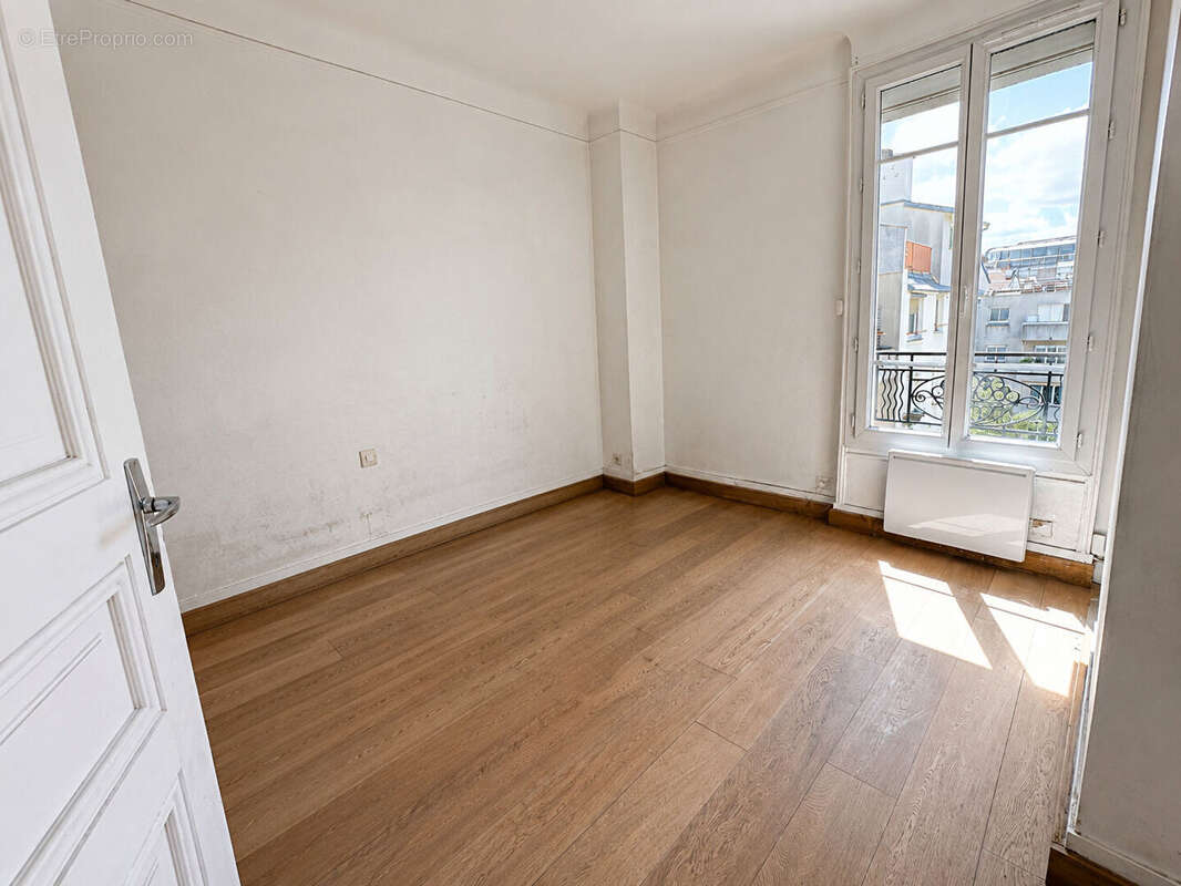 Appartement Levallois Perret 2 pièce(s) 31 m2 - photo 2