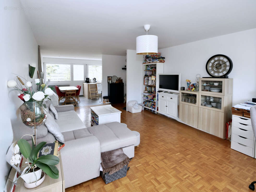 Appartement à VAUX-LE-PENIL