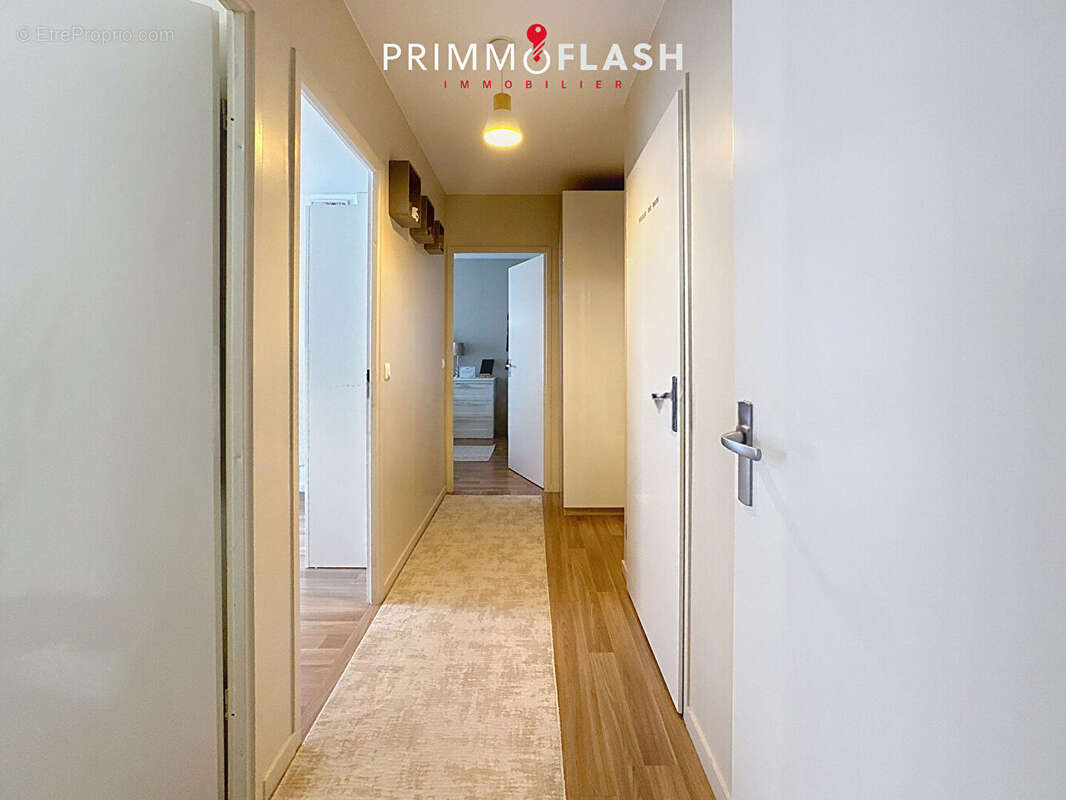 Appartement à AUBERVILLIERS