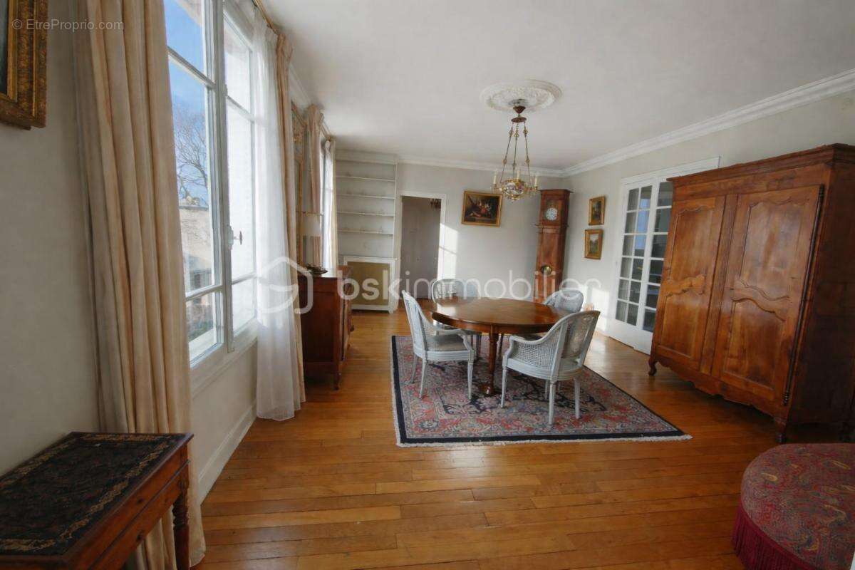 Emplacement Idéal pour cet appartement de 100m2 VESINET - photo 5