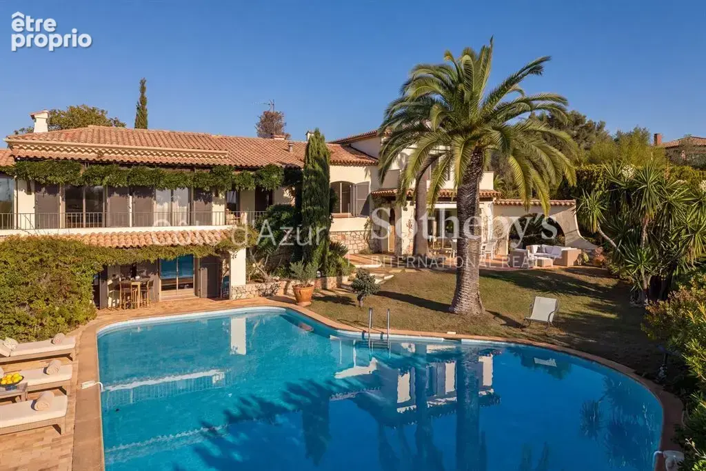 Super Cannes, villa provençale rénovée avec piscine et vue panoramique sur la Méditerranée - photo 5