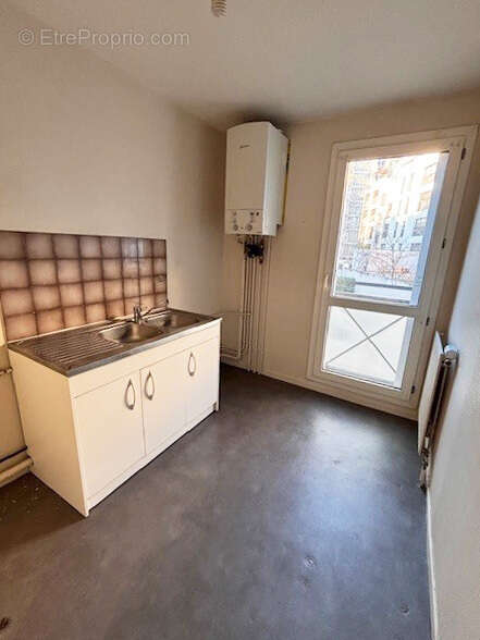 Appartement à LYON-9E