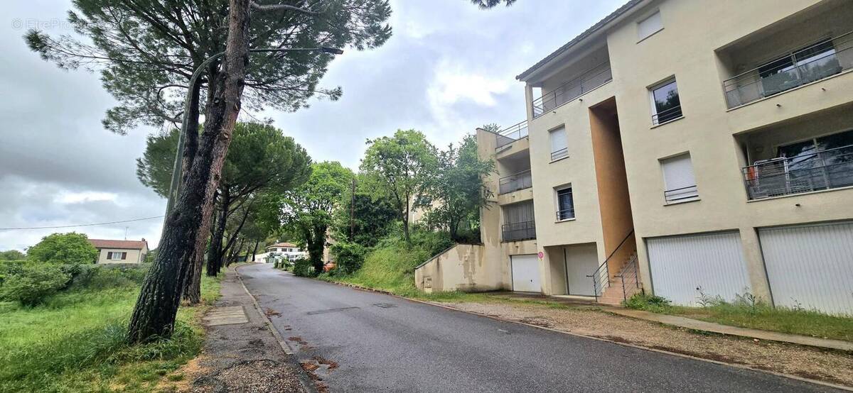 Appartement à VALENSOLE