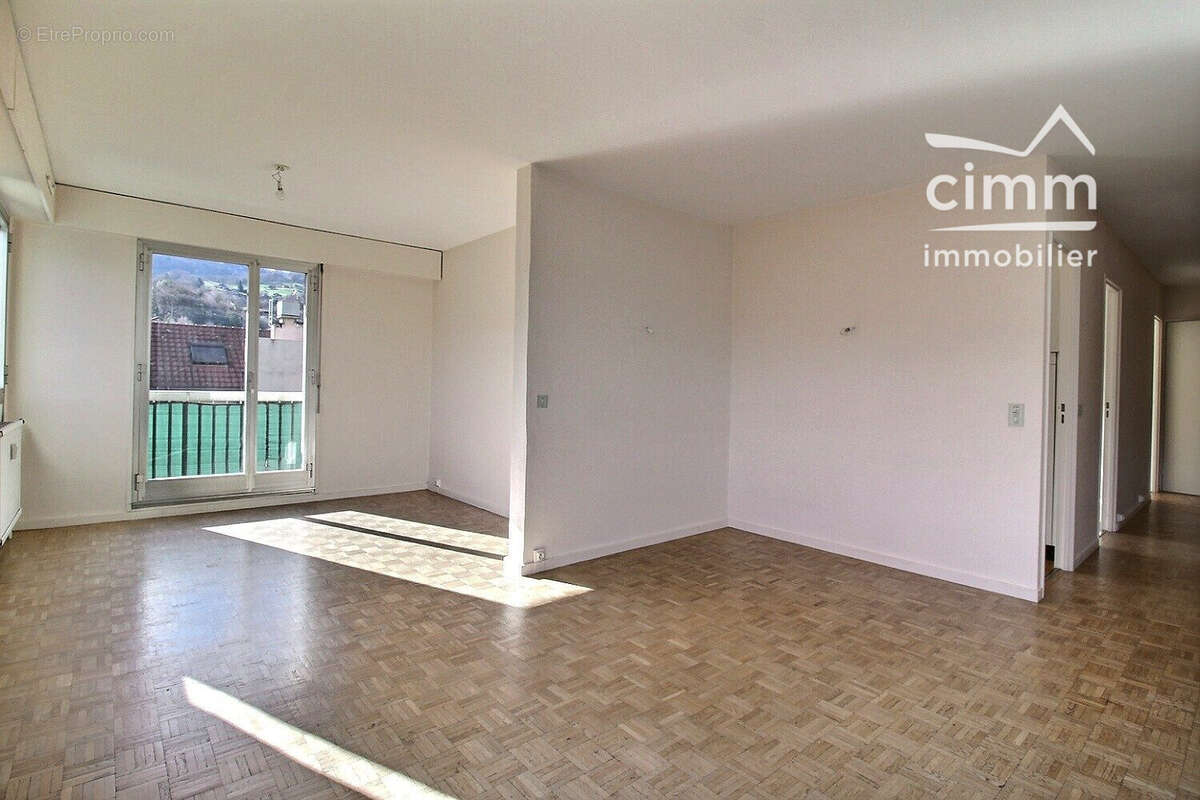 Appartement 92 m² à Sallanches  - photo 7