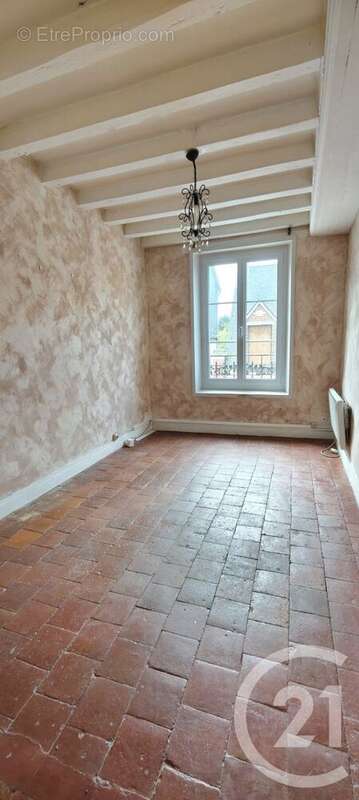 Maison à LA BAZOCHE-GOUET