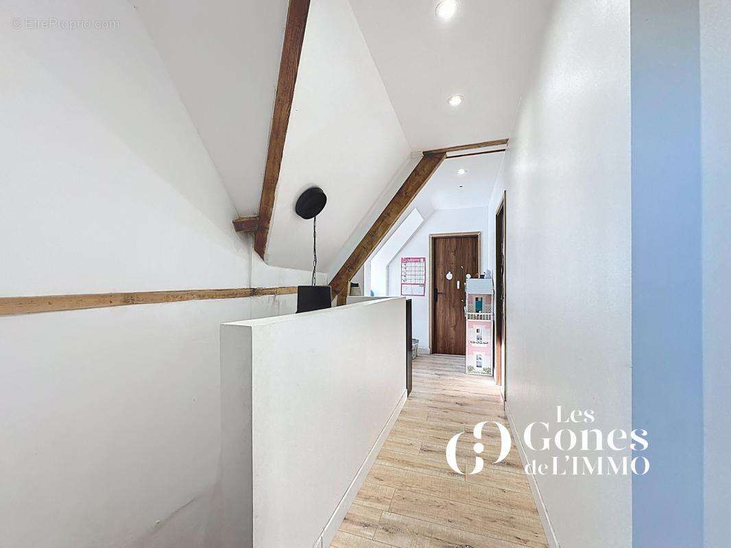 Maison à TASSIN-LA-DEMI-LUNE