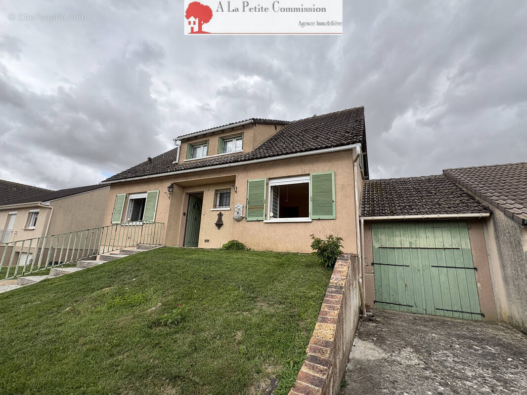 Maison à DAMMARIE