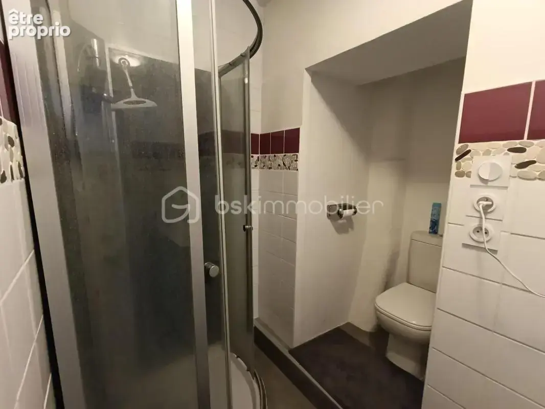 T2 LUMINEUX 43 m² – Appartement loué et meublé - photo 10
