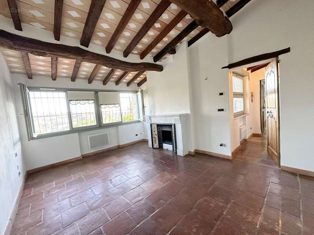 Maison à CAGNES-SUR-MER