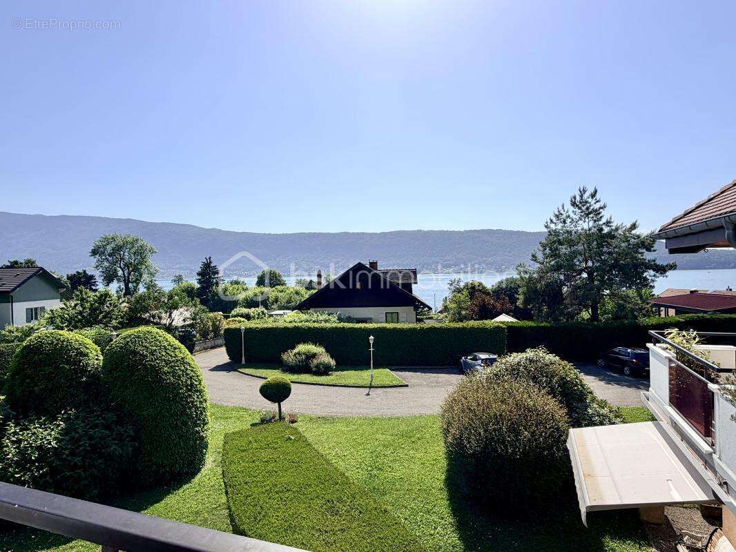 Appartement à VEYRIER-DU-LAC
