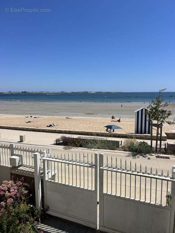 Maison 165 m² à Larmor-Plage  - photo 3