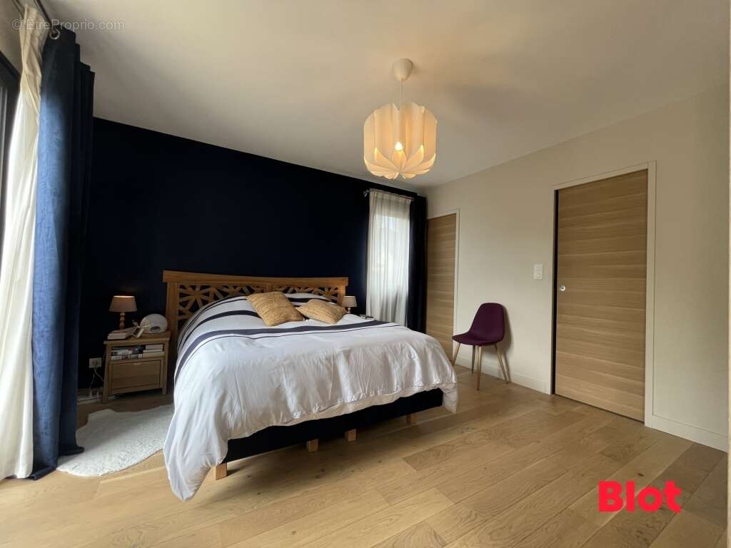 Maison à BAIN-DE-BRETAGNE