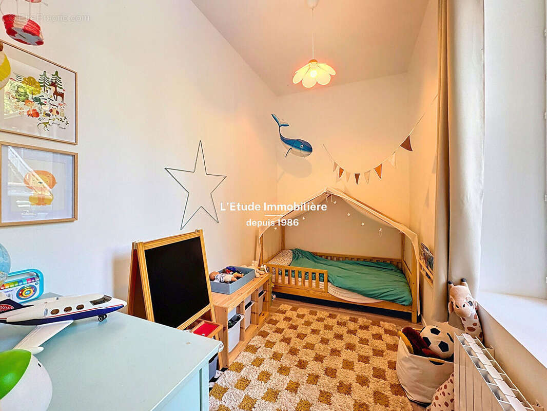 Appartement à NEUVILLE-SUR-SAONE