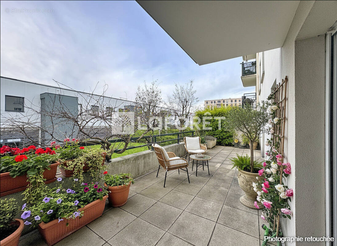 Appartement à COLOMBES