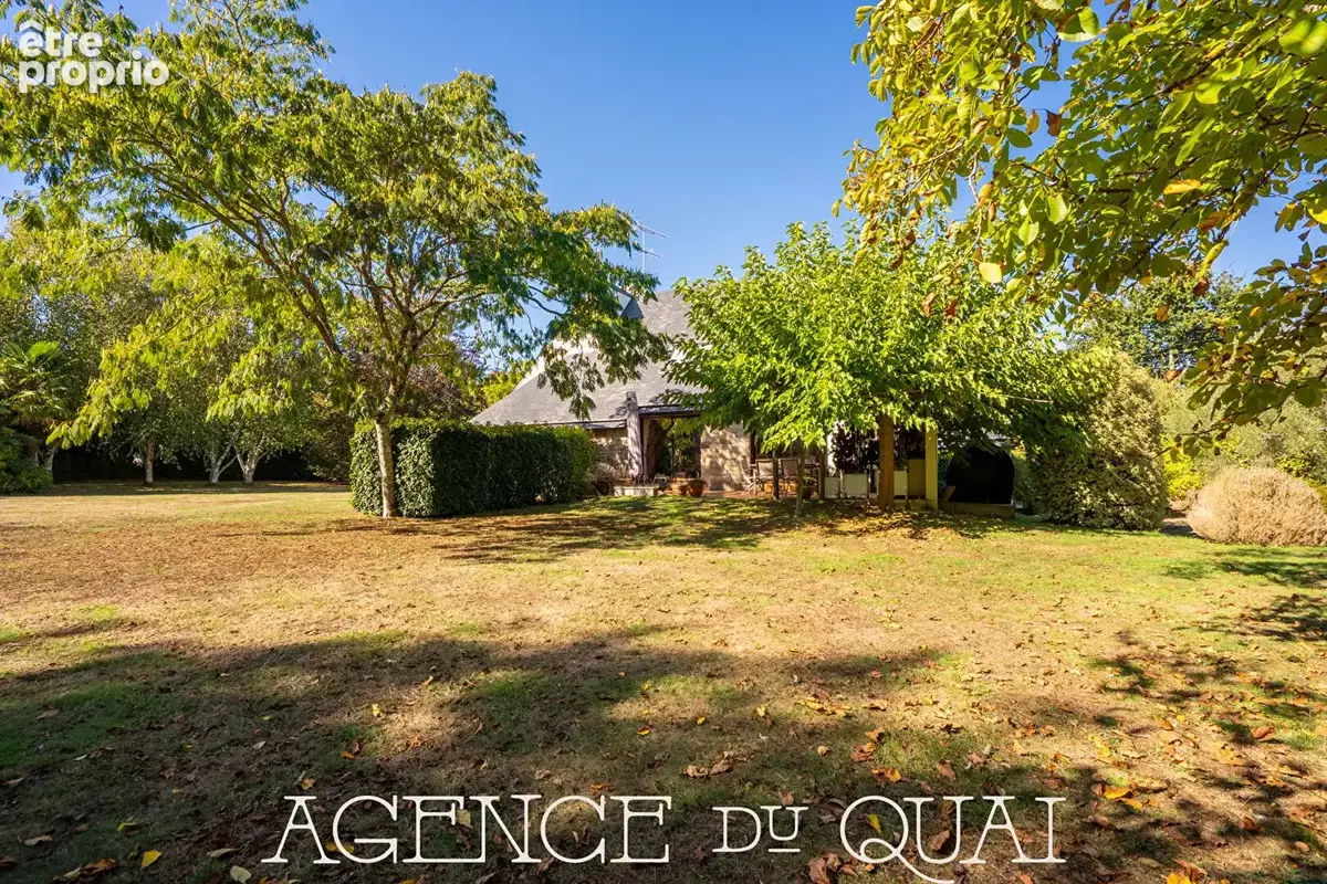A vendre à Concarneau - Maison d'architecte 200m² sur plus de 4500 m² de terrain clos. - photo 17