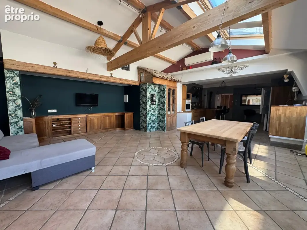 Maison familiale 135m2 avec piscine et studio indépendant - photo 3