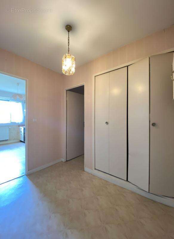 Nouveauté BEAUJOIRE - Appartement Nantes 4 pièce(s) 70.51 m2 - photo 7