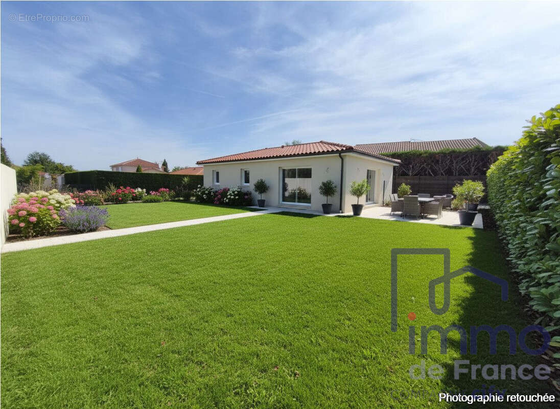 Maison 92 m² à Saint-Cyprien  - photo 3