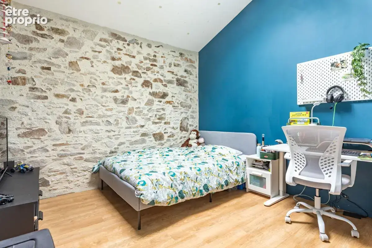 Maison Gorges 5 P . 3 Chs . Bureau . Garage . 135.89 M² . T 667 M² . Terrasses . Préau . Abri - photo 14
