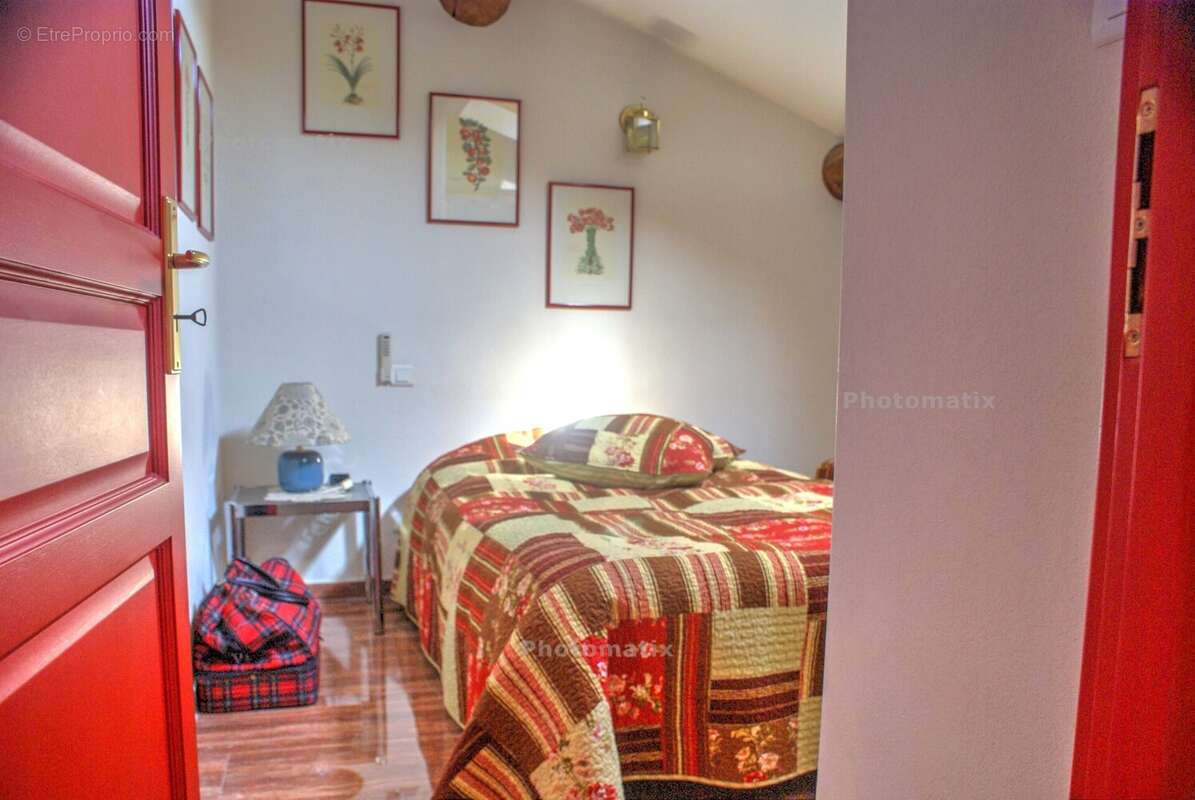 Maison 110 m² à Aigues-Mortes  - photo 6