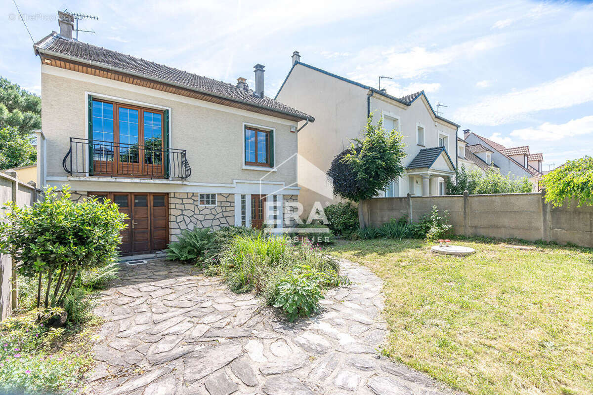 Maison à VILLIERS-SUR-MARNE