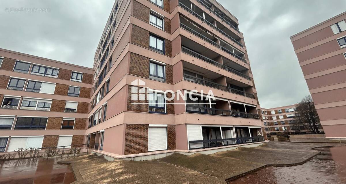 Appartement à CROSNE