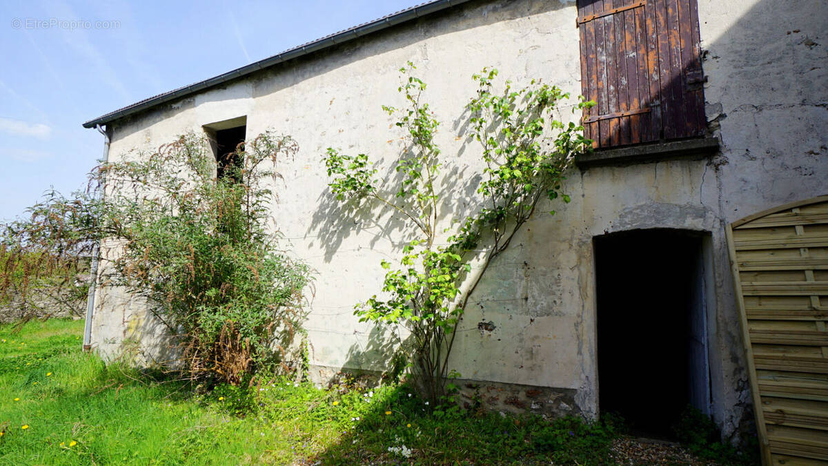 Maison à MEZIERES-SUR-SEINE