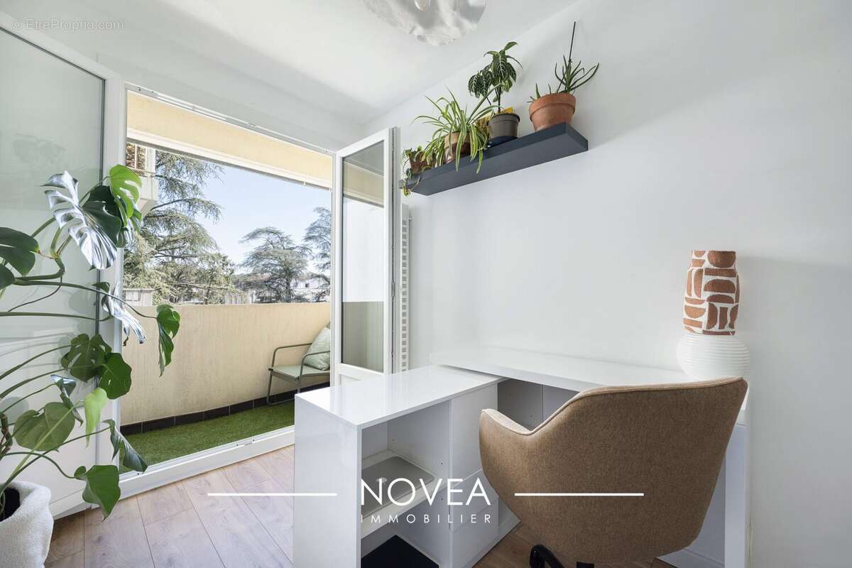 Appartement à FONTAINES-SUR-SAONE