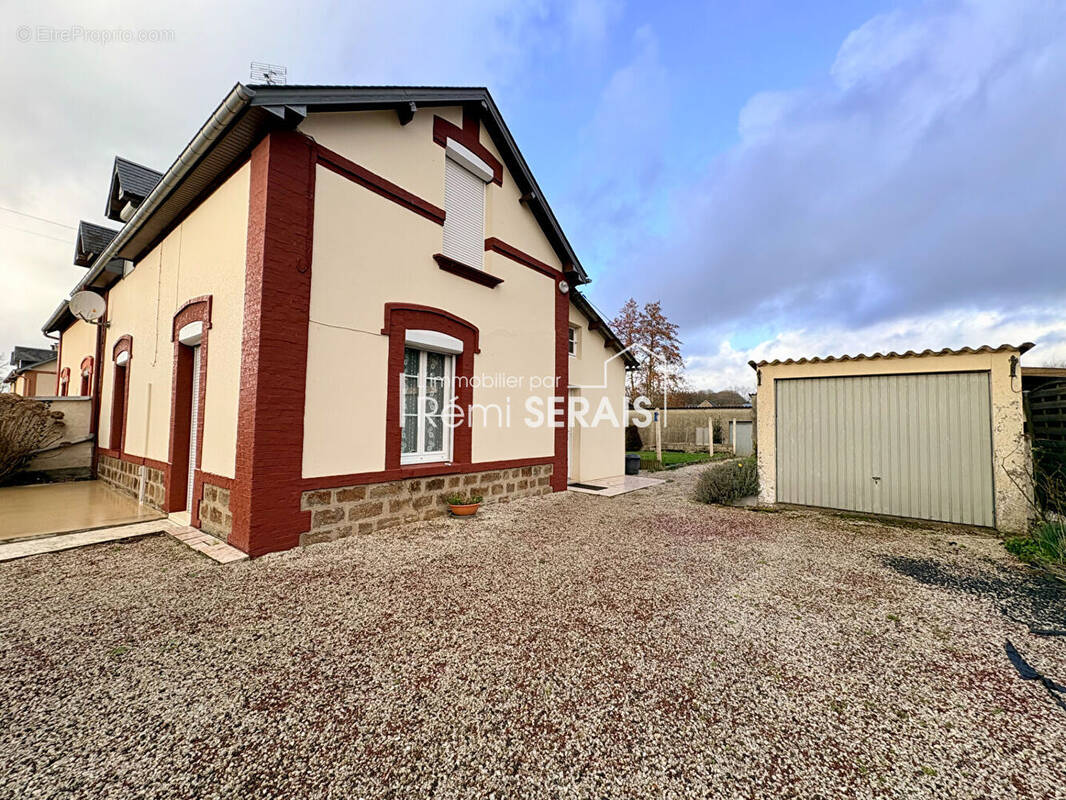 Maison à LA FERRIERE-AUX-ETANGS