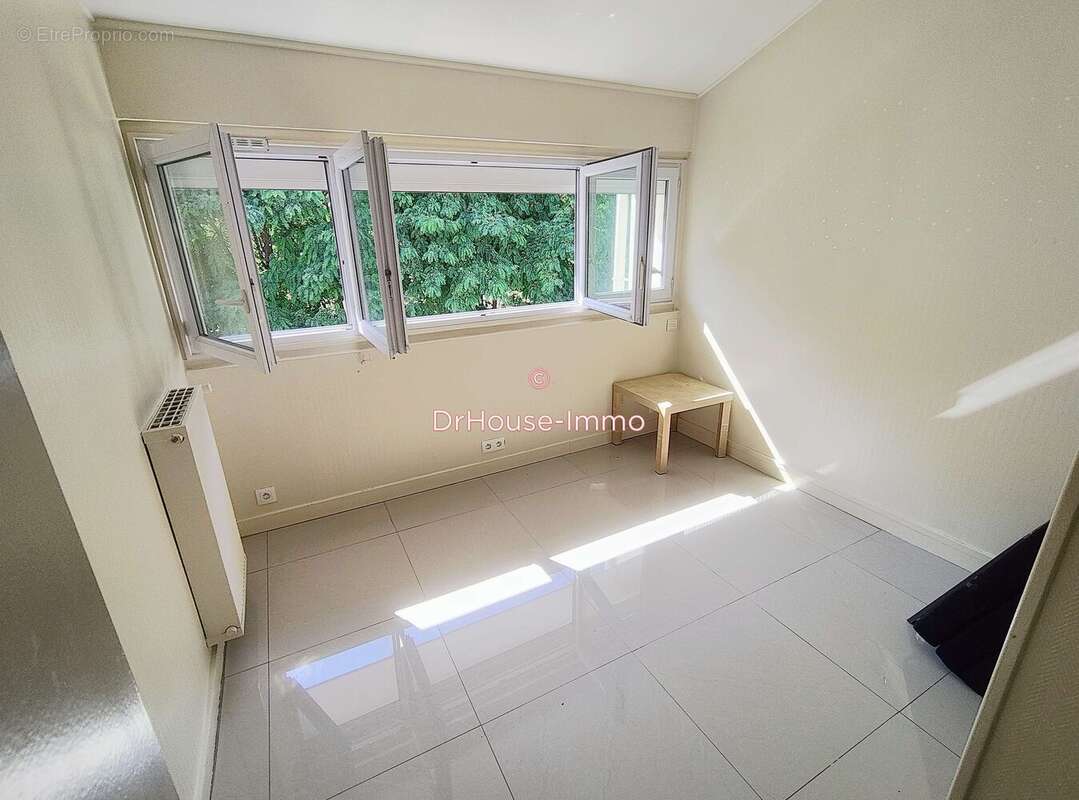 Maison 110 m² à Louvres  - photo 12