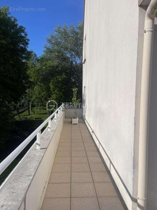 Appartement à OZOIR-LA-FERRIERE
