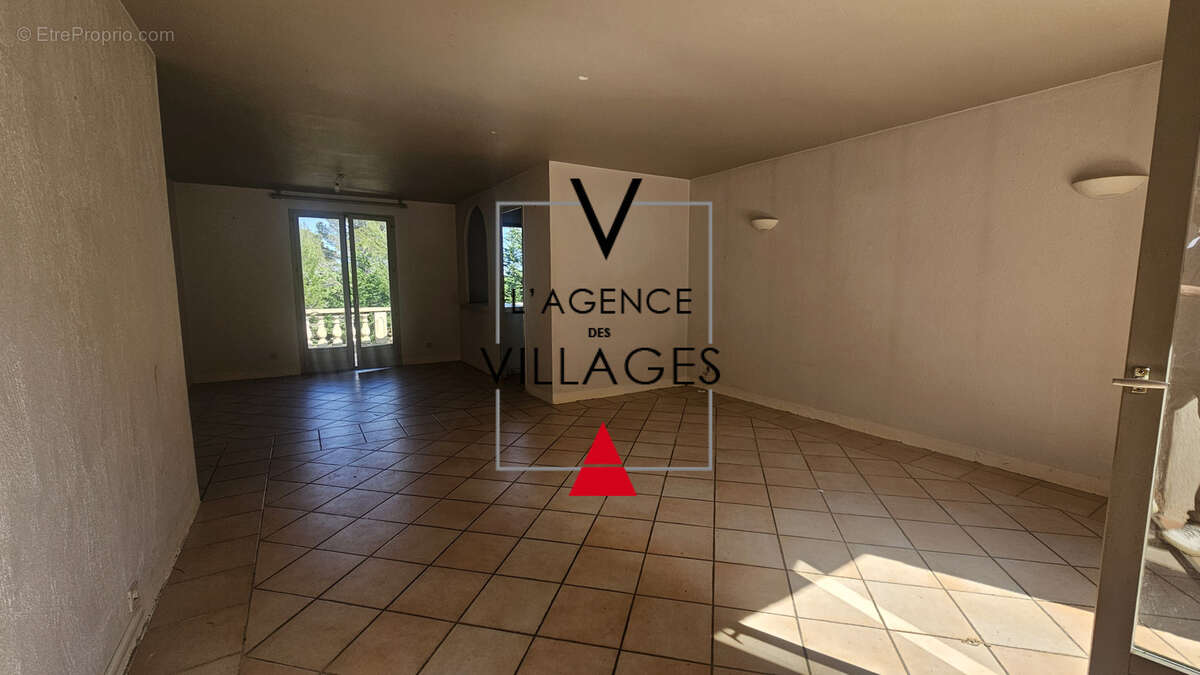 Maison à SAINT-PAUL-EN-FORET