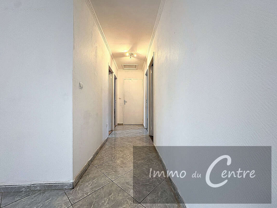 Maison à MONTMIRAIL