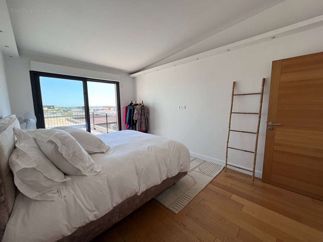 Appartement sur toit d'exception sur 2 niveaux - photo 8