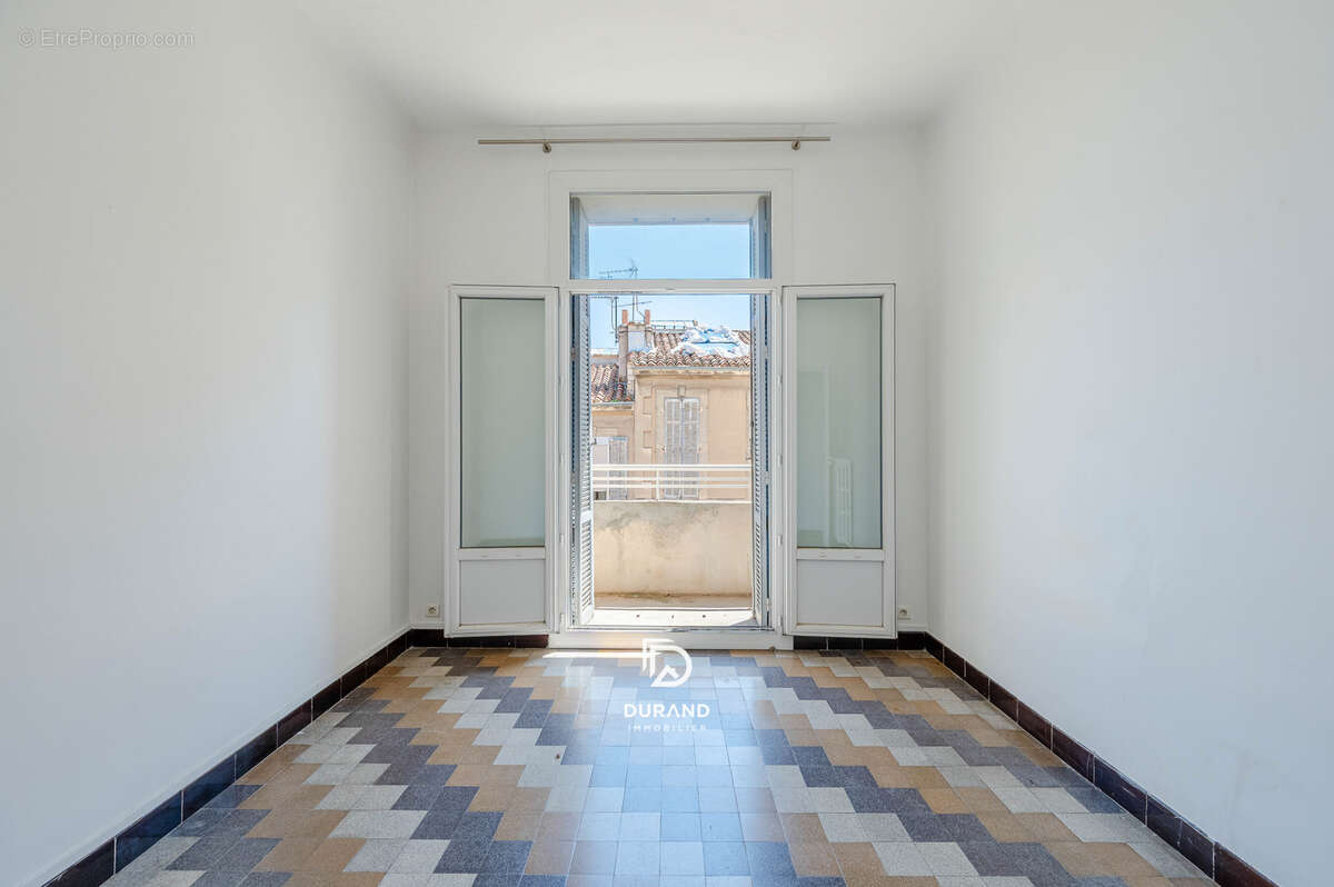 Appartement à MARSEILLE-8E