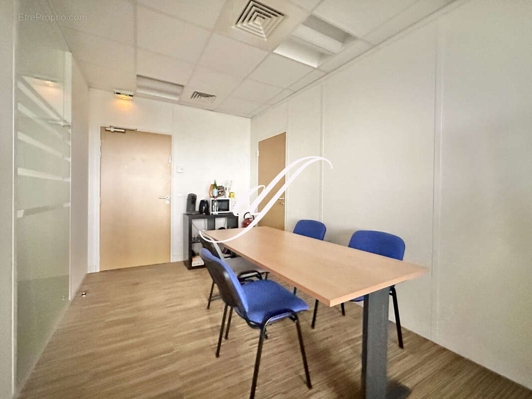 Commerce à PARIS-14E