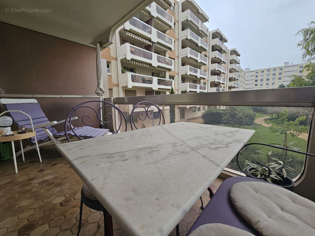 Appartement à LYON-6E