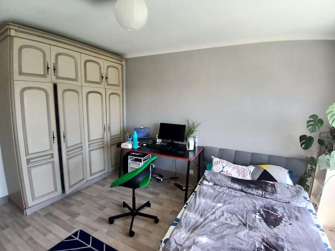 Appartement 91 m² à Laval  - photo 6
