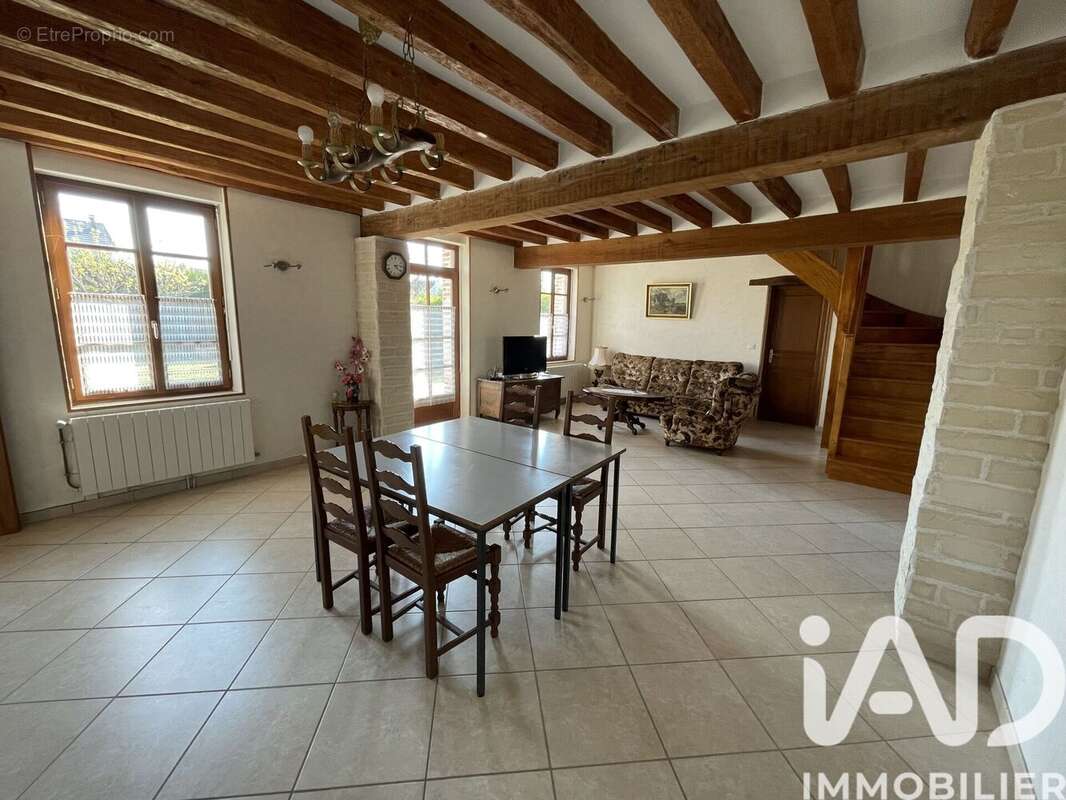 Photo 5 - Maison à MAROLLES-SUR-SEINE