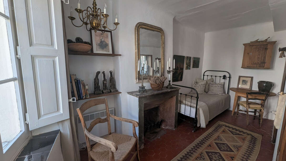 Maison à GONFARON