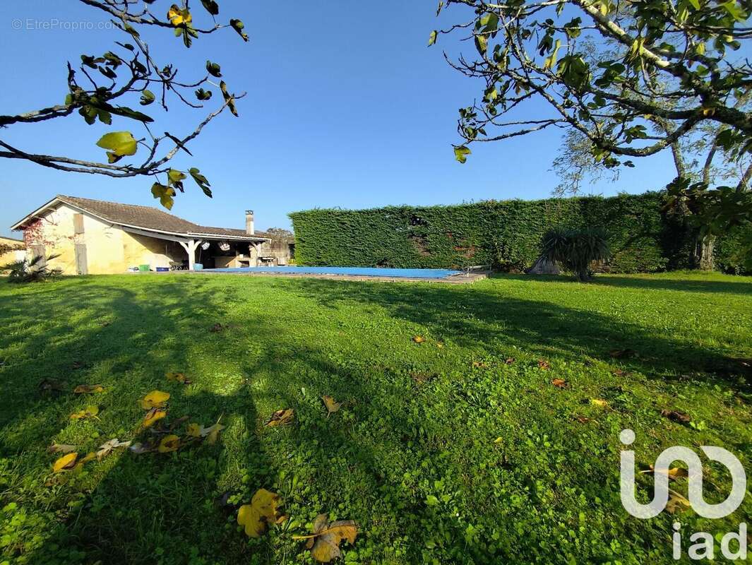 Photo 3 - Maison à LUSSAC