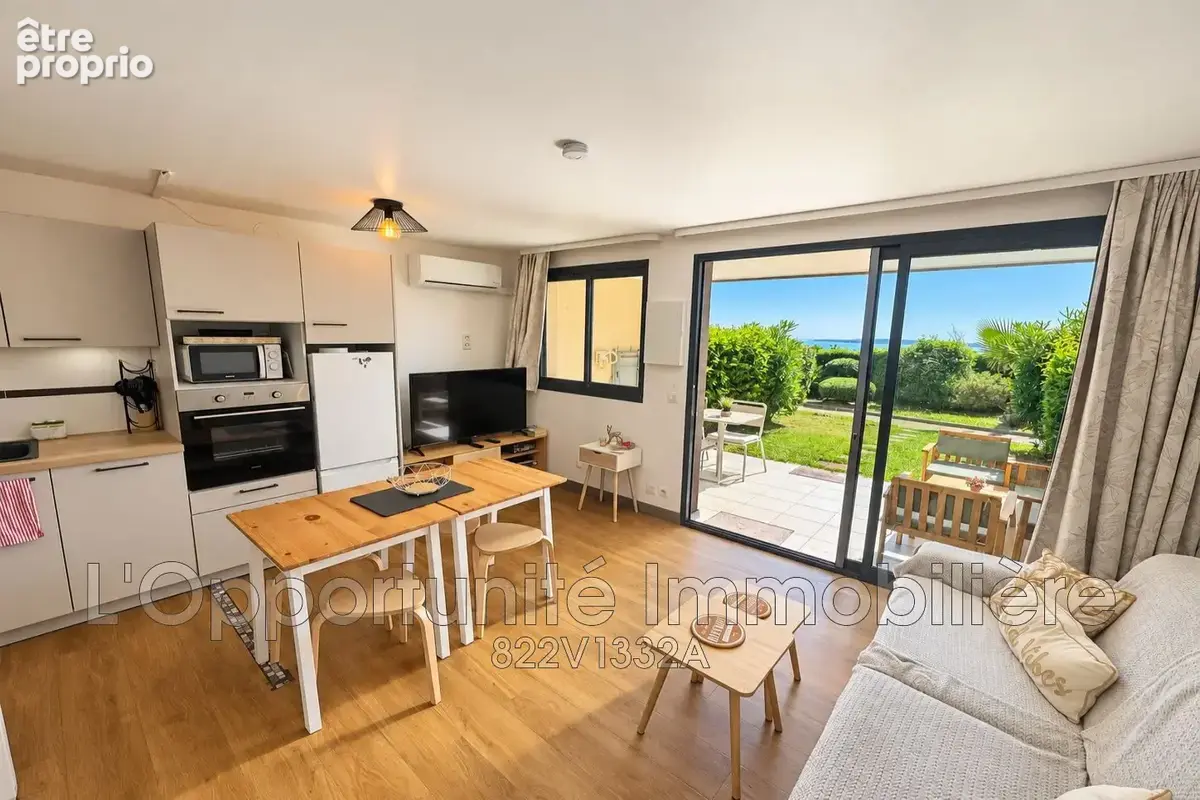 Appartement 3 pièces 35 m² à vendre à Cannes (06400) - photo 2