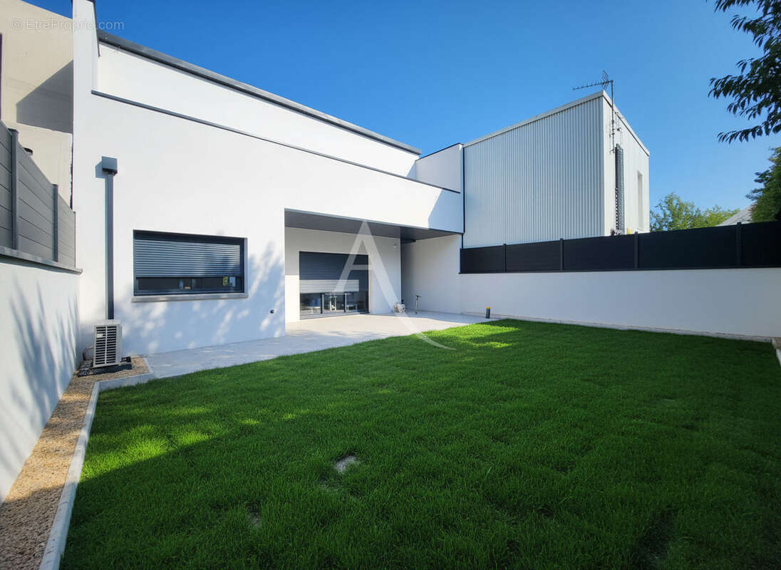 Maison neuve saint herblain 142 m2 - photo 2