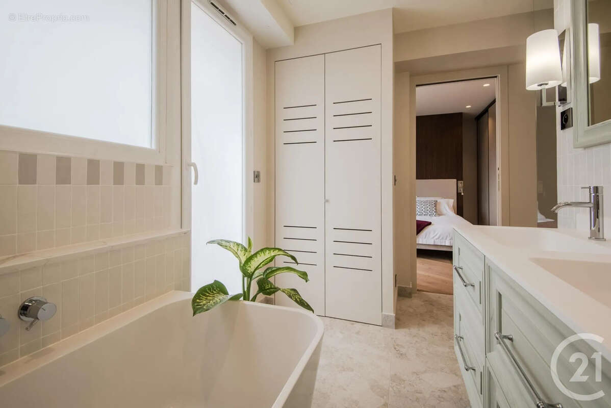 Appartement à BEAULIEU-SUR-MER
