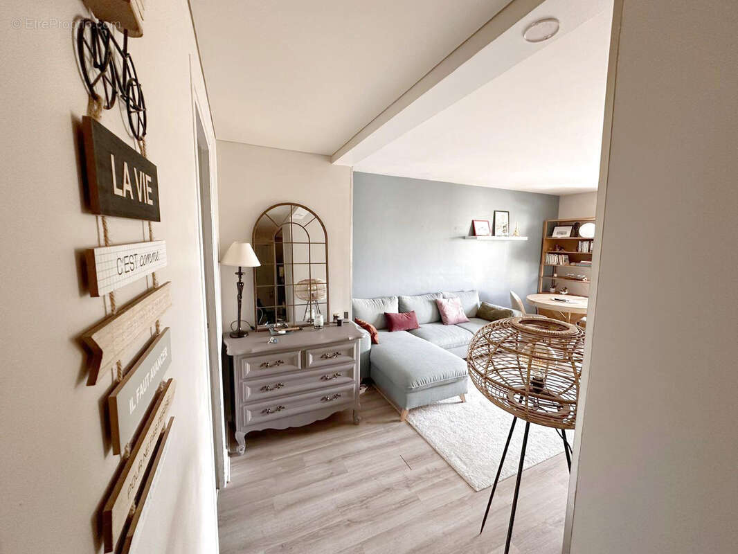 Appartement à L'HAY-LES-ROSES
