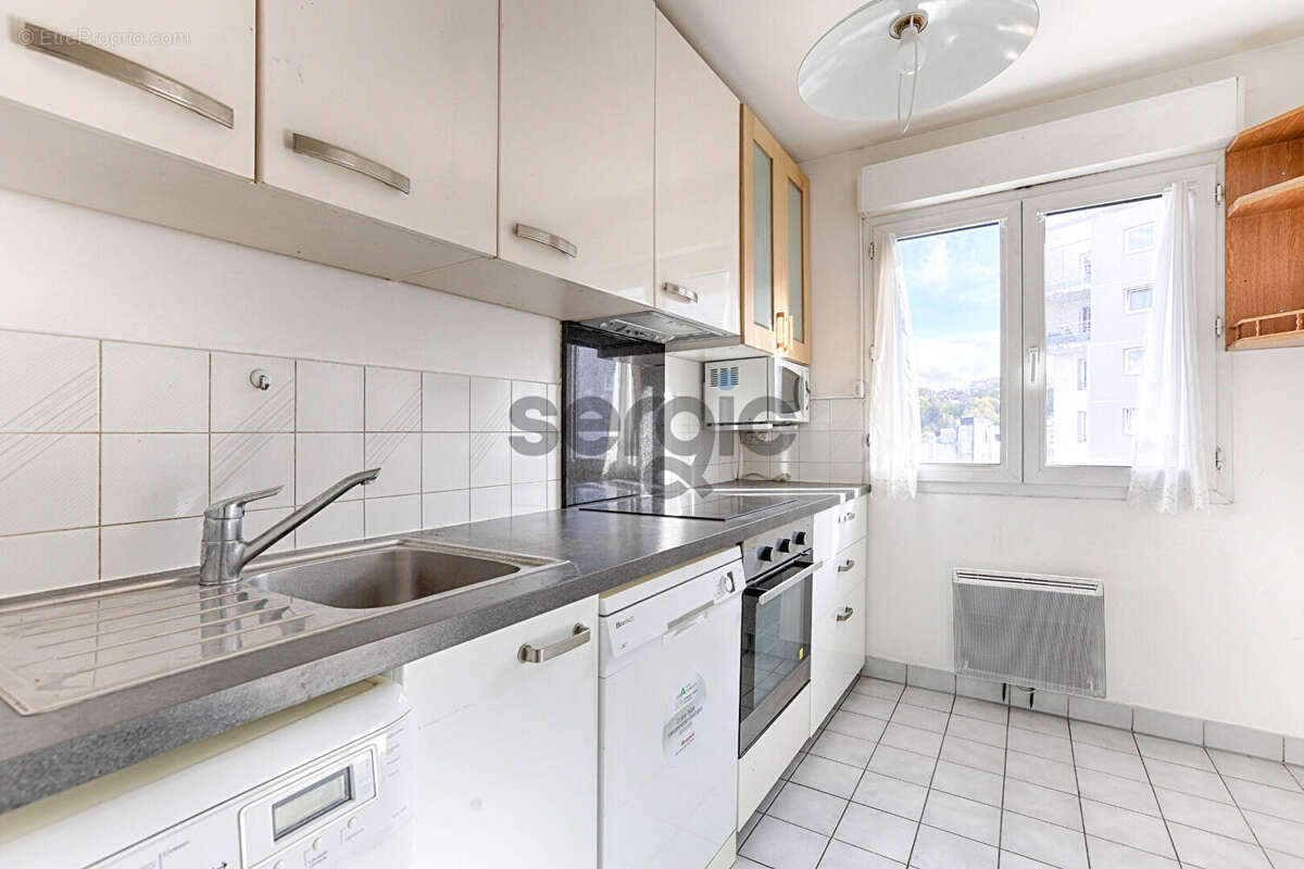 Appartement à ISSY-LES-MOULINEAUX