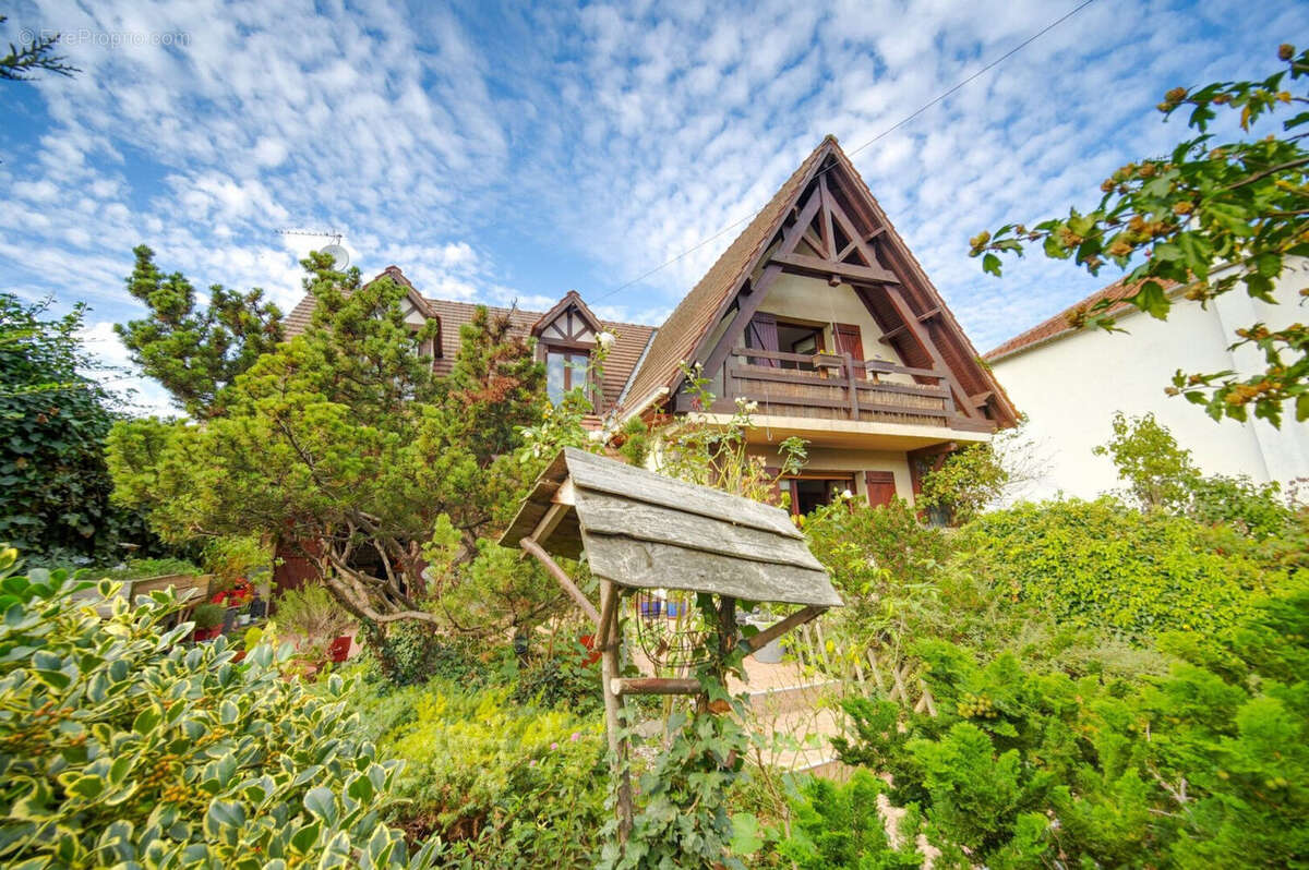 Maison à LIVRY-GARGAN