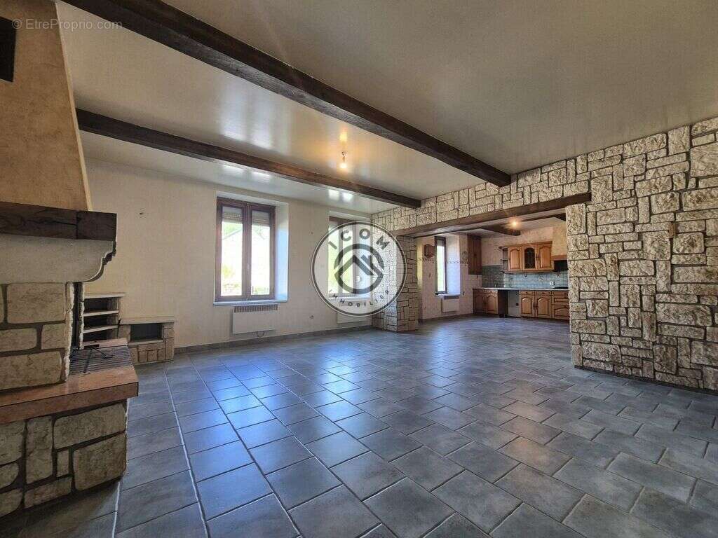 Maison à TOURNAVAUX