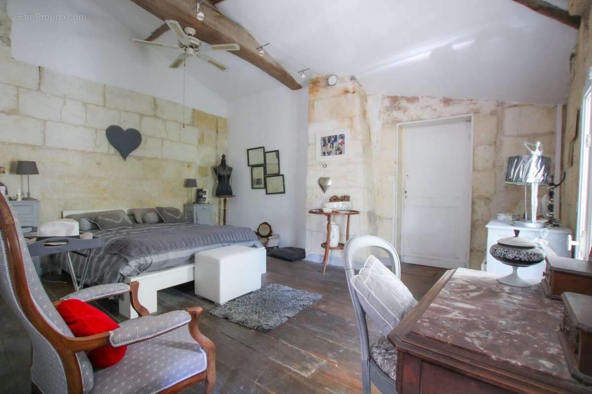 Appartement à SAINT-ANDRE-DE-CUBZAC