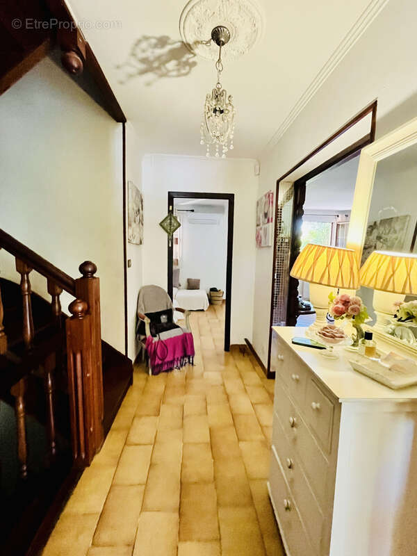 Maison T5 avec garage à Marseille Saint Barthélemy - photo 6